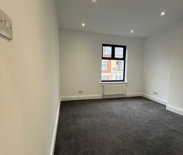 3 Bed Terraced House, Asfordby St, LE5 - Photo 3