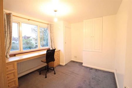 Grange Hill, Edgware, HA8 - Photo 4