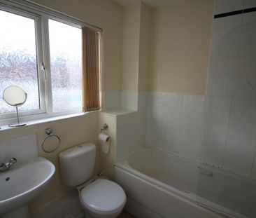 1 bedroom detached house to rent - Photo 4
