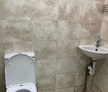 Room in a Shared House, St. Stephen's Road, E6 - Photo 4