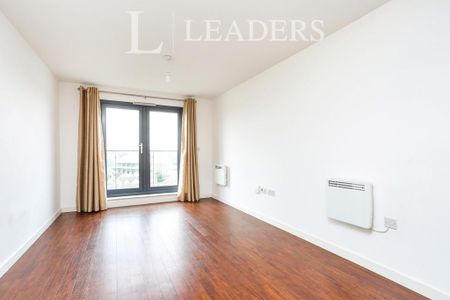1 bedroom flat to rent - Photo 2