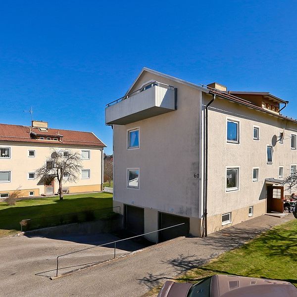 Von Döbelns Väg, Trollhättan - Photo 2