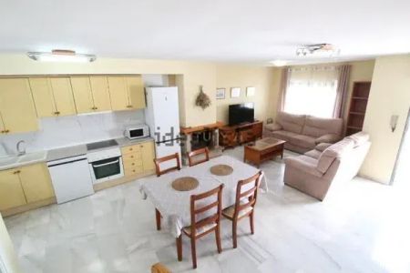 Alquiler de chalet adosado en Calle Ortigosa Cameros s/n - Photo 2