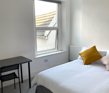 7 bedroom terraced house to rent - Photo 4