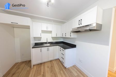 2375-2475 d’Alger / 2465 Père-Lelièvre - Photo 4