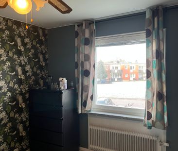 Västra Bangatan, Märsta - Photo 1