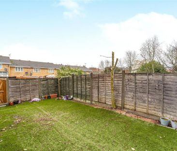 3 bedroom terraced house to rent - Photo 6