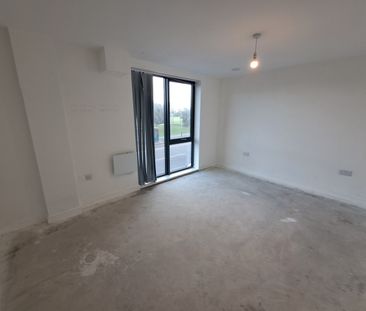 3 Bed Flat, Stockport Road, M13 - Photo 1
