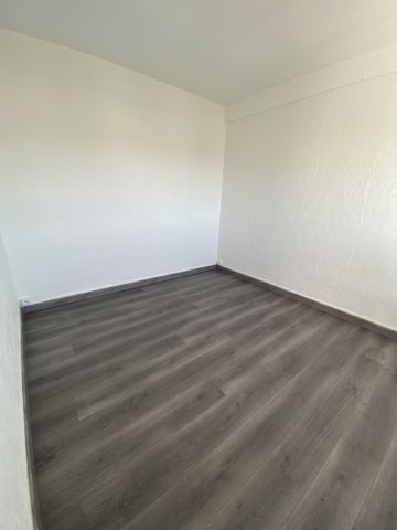Location Appartement 2 pièces 41m² AUBAGNE 13400 - Photo 2