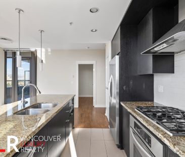 Condo in Burnaby, BC - Photo 2