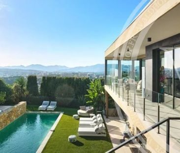 Splendid villa contemporaine sur les hauteurs de Cannes vue Mer - Photo 2