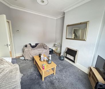 4 bedroom house to rent - Photo 2