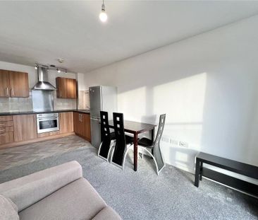 2 bedroom flat to rent - Photo 5