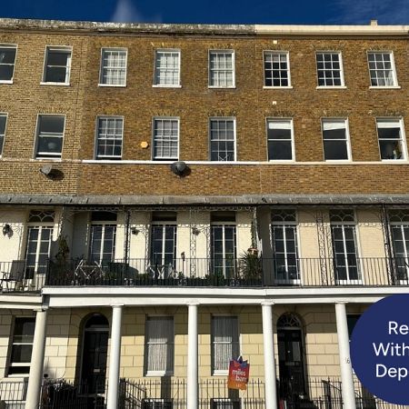 Wellington Crescent, Ramsgate, CT11 8JD, Kent - Photo 4