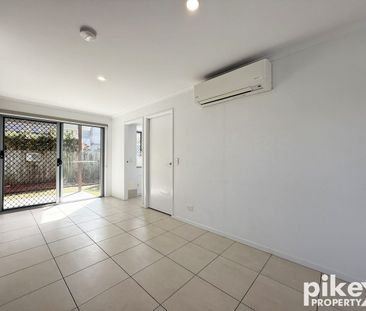 3 Bedroom Townhouse - Close to Everything - Photo 2