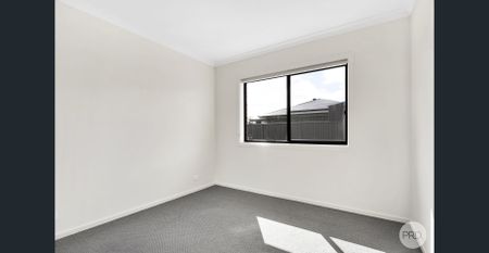 MODERN FAMILY HOME IN PRIME LUCAS LOCATION - Photo 3