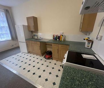 2 bedroom flat to rent - Photo 6