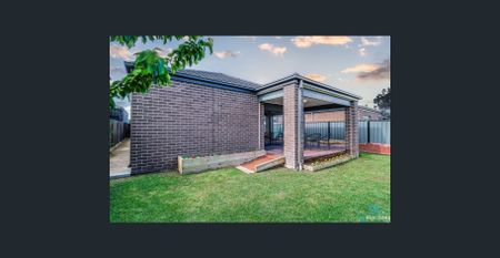 10 Tussock Road, Craigieburn, Vic 3064 - Photo 5