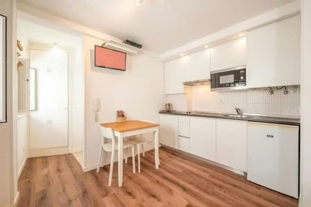 Beco do Forno da Galé, Lisbon, Lisbon 1100-118 - Photo 4