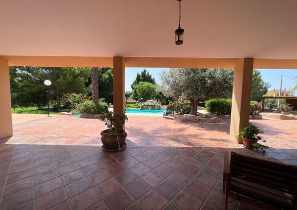 Luxury Villa in Elche, for rent