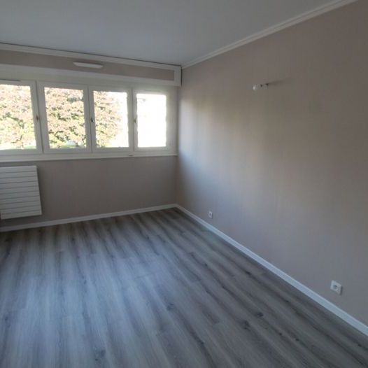 Appartement Mont Saint Aignan 5 pièce(s) 113.43 m2 - Photo 1