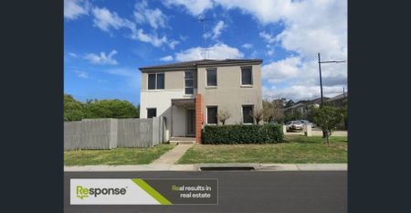 Beautifully Presented Family Home in a Peaceful Woodcroft Pocket - Photo 3