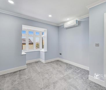 Greenacres, Fobbing, SS17 - Photo 2