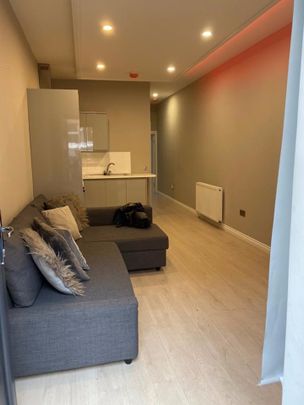 1 Bed Flat, Aberfeldy Street, G31 - Photo 1