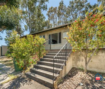 ARMADALE - 3x1 - Convenient living in the heart of Armadale - Photo 1