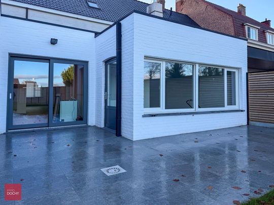 Volledig vernieuwde BURGERWONING met alle modern comfort | Kortrijkseweg 317 - Foto 1