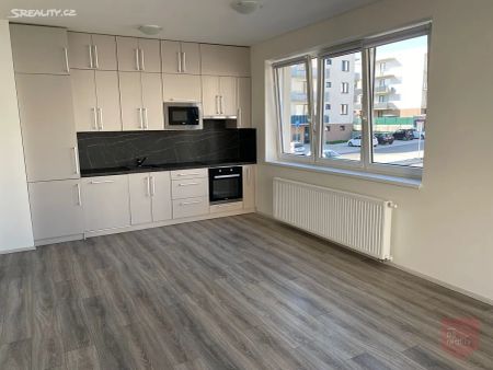 Pronájem bytu 2+kk 51 m² - Photo 4