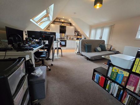 2 bedroom flat to rent - Photo 5