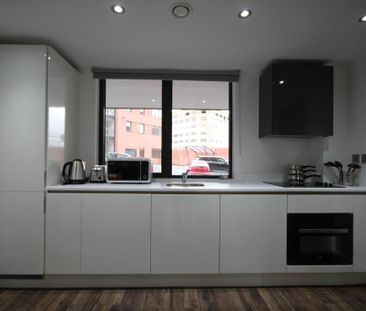 2 bedroom apartment to rent - Photo 4