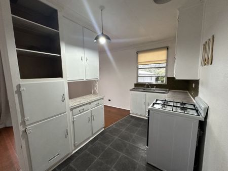 Spacious 3 Bedroom family home!! - Photo 2