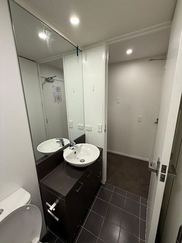 2 Bedroom Apartment For Rent ( Auckland CBD) - Photo 5