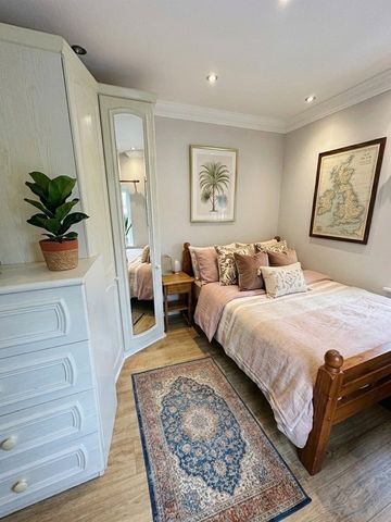 Room in a Shared Flat, Stockwell Road, SW9 - Photo 2