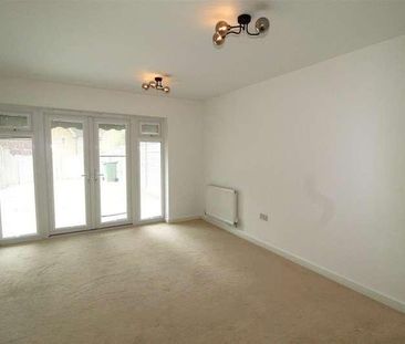 Beale Close,wickhurst Green, RH12 - Photo 1
