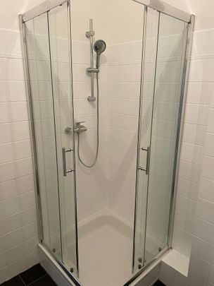 Charmante 1-Zimmer-Wohnung mit Terrasse im Herzen von Lübeck - Photo 1