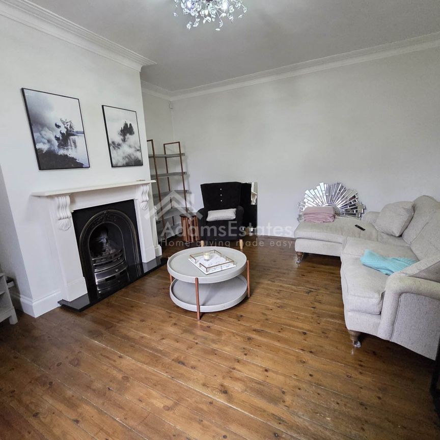 Price £1,000 pcm - Available Now - Unfurnished - Photo 1