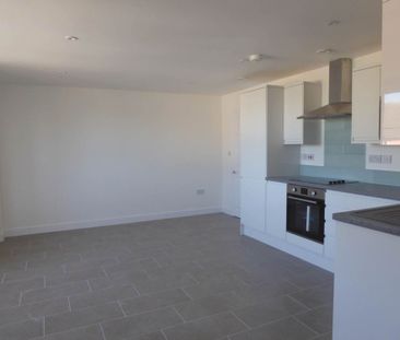 Flat to rent in Elizabeth Way, Cambridge, CB4 1BQ - Photo 5