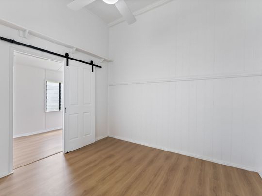 Beautiful Renovated Queenslander&excl; - Photo 1