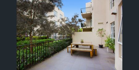 13/6 Graham Street, Port Melbourne VIC 3207 - Apartment For Rent | Domain - Photo 4