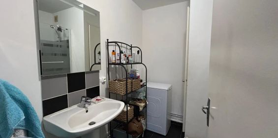 Appartement à louer 2 pièces 42m² - Photo 3