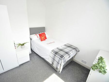 Kepier Crescent, Gilesgate, DH1 - Photo 3