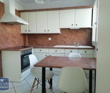 Appartement à louer 4 pièces 72.6m² - Photo 2