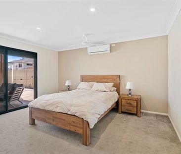 40 Gilchrist Drive, Currumbin Waters QLD 4223 - House For Rent | Do... - Photo 2