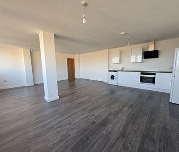 Market Square, Northampton - Photo 6