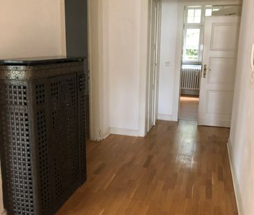 Schöne Erdgeschosswohnung mit Altbaucharme! - Foto 3