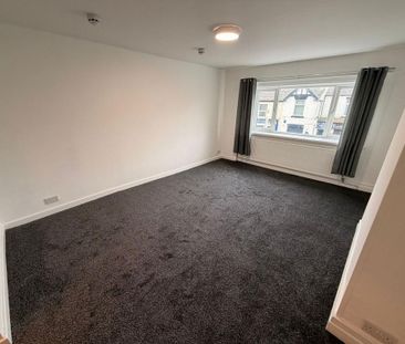 3 bedroom apartment to rent - Photo 1