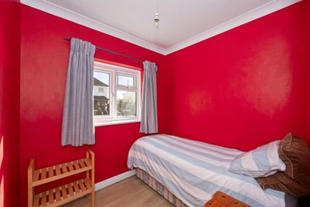 3 bedroom terraced house to rent - Photo 3
